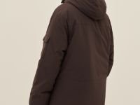 Пальто утепленное с воротником-стойкой