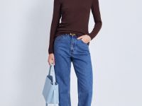 Водолазка приталенного силуэта