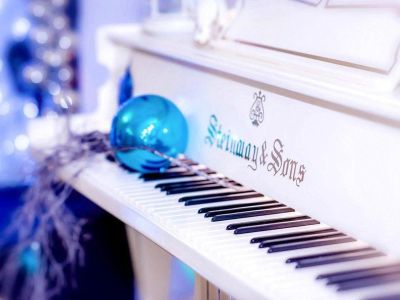 Билеты на Музыкальные рекорды России: Чайковский. Рахманинов. Зимняя сказка в сиянии 1000 свечей (Соборная палата) / Концерт | Афиша | ИнфоТаймс