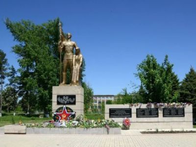 Обелиск землякам, погибшим в годы Великой Отечественной войны