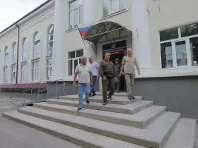 Юрий Трутнев проверил ход восстановительных работ на подшефных Дальнему Востоку территориях ДНР