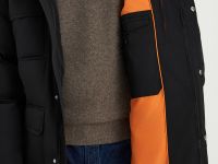 Пуховое пальто с накладными карманами