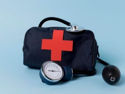 С сентября 2024 года в России изменится содержимое автомобильной аптечки