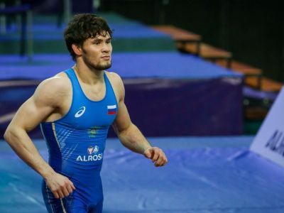 Виктор Рассадин и Ньургун Скрябин станут соперниками в финале турнира Коркина