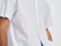 Рубашка изо льна с коротким рукавом