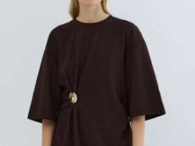Футболка с брошью, Коричневый
