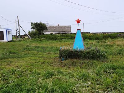 Братская могила жертв гражданской войны