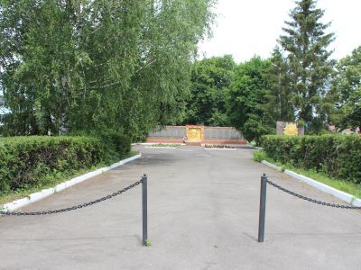 Памятник погибшим воинам-землякам