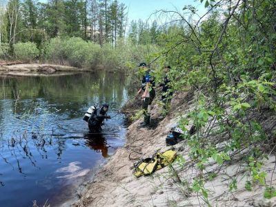 В Усть-Майском районе обнаружена лодка, с которой пропала сотрудница Роспотребнадзора