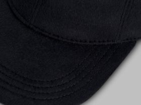 Кепи из шерсти и шелка