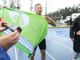 Король вернулся. Валентин Иванов победил на стометровке Игр Манчаары