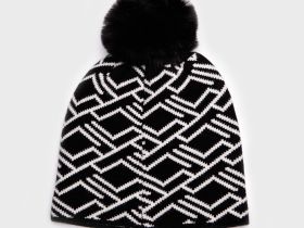 Шапка трикотажная для девочек