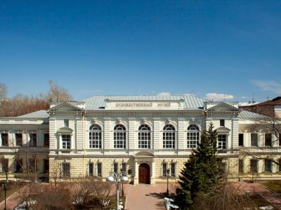 Здание областного художественного музея и авиационного техникума (бывш. губернская гимназия)