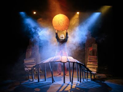 Билеты на Краденое солнце (Бродячая собачка. Новая сцена) / Театр | Афиша | ИнфоТаймс