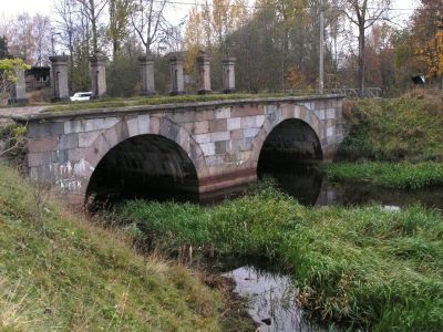 Мост шлюзовый