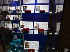 В Якутии открылась выставка «Алмазы героев России»