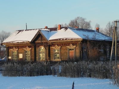 Здание школы, открытой И.Я. Яковлевым