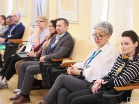 Круглый стол в рамках олимпиады школьников провели в Якутске