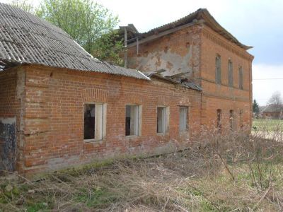 Западный флигель