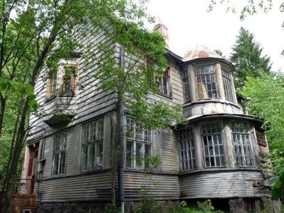 Дача адмирала Макарова Степана Осиповича (1848-1904): дом, хозяйственные постройки