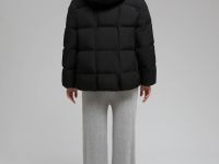 Стеганый пуховик с натуральным пухом