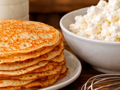 Творожные блины на молоке и кефире