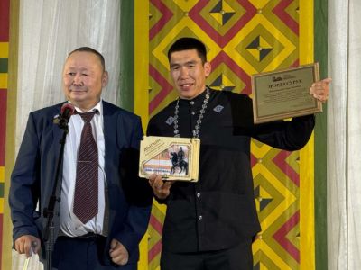 Победителю Игр Дыгына Борису Сдвижкову вручили 3 миллиона рублей