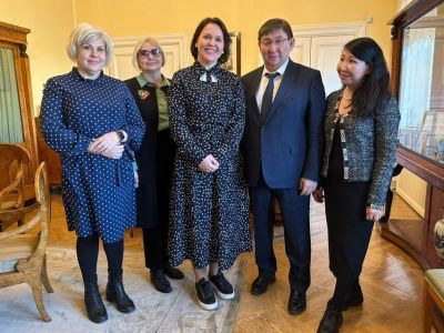 В Якутск планируют привезти картины Ивана Айвазовского