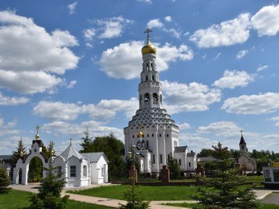 Храм святых апостолов Петра и Павла