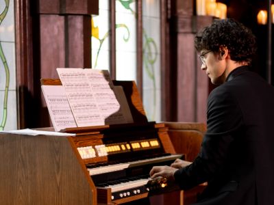 Билеты на Новое утро в особняке. Кофе, друзья, орган (Дом Смирнова) / Концерт | Афиша | ИнфоТаймс