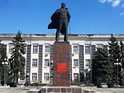 Памятник В.И.Ленину