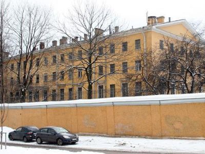 Главное здание (бывший Смирительный и работный дом)