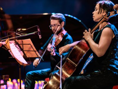 Билеты на Мировые рок-хиты при свечах (ДКЖ) / Концерт | Афиша | ИнфоТаймс