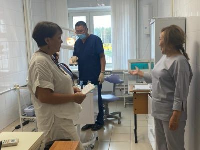 Уполномоченный по правам ребёнка в Якутии посетила Центр «Сосновый бор»