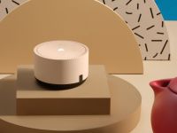 Умная колонка Яндекс.Станция Лайт с голосовым помощником Алиса капучино