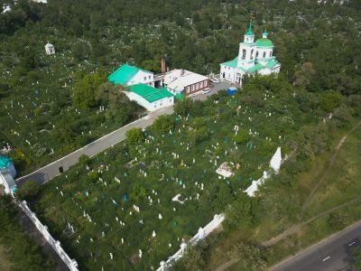 Троицкий некрополь