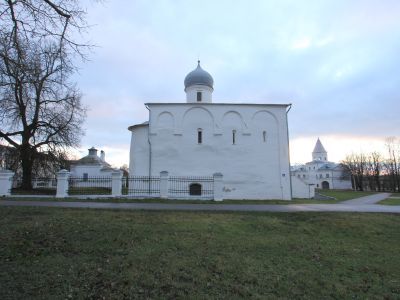 Церковь Успения на Торгу