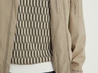 Куртка-бомбер на молнии