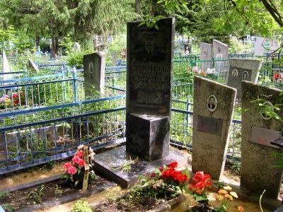Могила рядового Дорофеева Г.Ю.