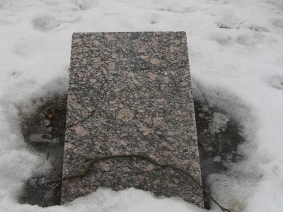 Могила Героя Советского Союза А.Д. Матюшева, погибшего в боях за г.Демидов в 1943 году