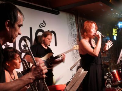 Инга & Foggy Jazz (Музыка кофе и вина (МКВ))