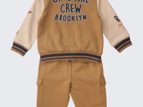 Комплект (толстовка+брюки) для маленького мальчика