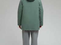 Утепленная куртка с капюшоном