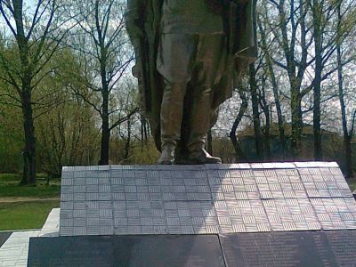 Братская могила воинов, погибших в 1943 г.