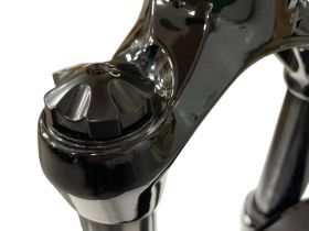 Rst Вилка RST Aerial TNL 29х1.5 шток 260мм, 100мм, ось 15мм, цвет Черный