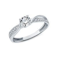 Серебряное кольцо с фианитами