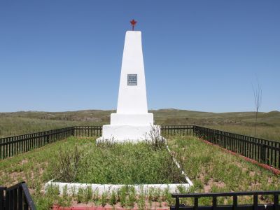 Братская могила советских воинов, погибших в бою с фашистами в период битвы за Северный Кавказ