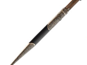 Сувенирный кинжал кавказских казачьих войск образца 1904 года, накладка орех