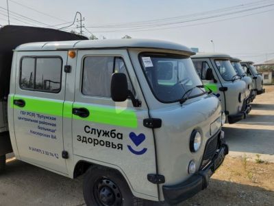 Больницы Якутии получат еще 10 новых автомобилей