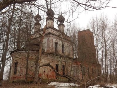 Церковь Казанской иконы Богородицы с зимним приделом преподобного Сергия Радонежского